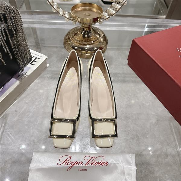 20251127173959811 270